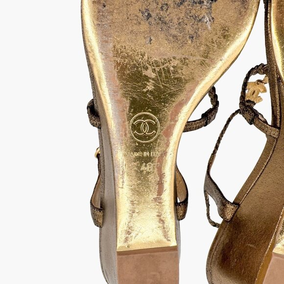 Chanel CC Gem Chain T-Strap Gold Quilted Leather Wedge Sandals Size 40 US 9-9.5 - Picture 14 of 14
